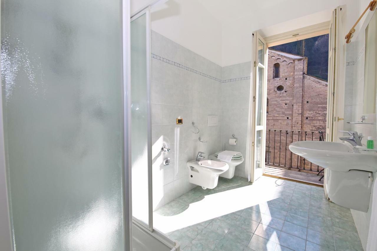 Nicolin Apartment Bellagio Bagian luar foto